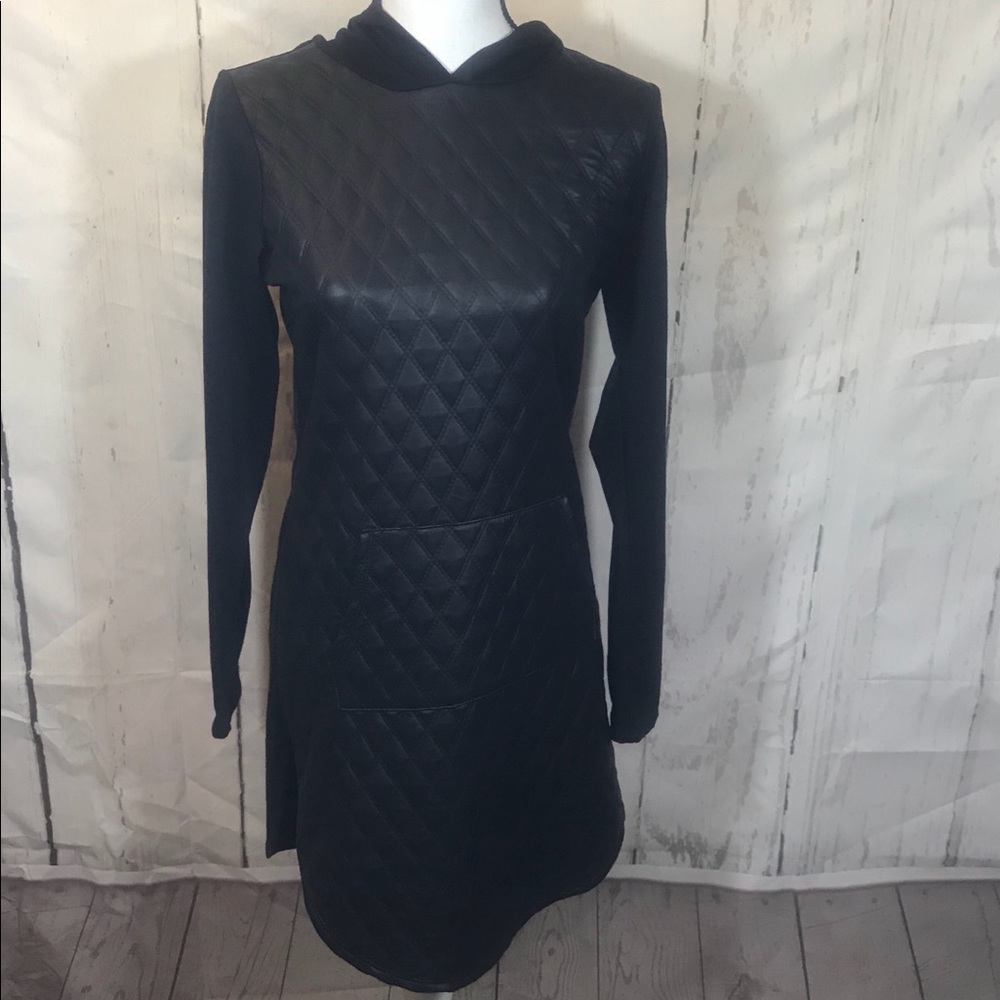 Black stretch dress pockets and hood
